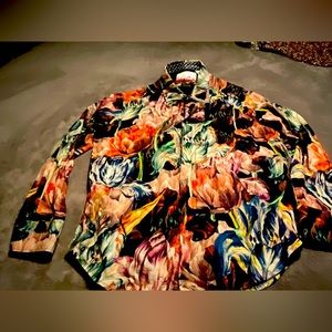 An original and gorgeous, limited edition shirt.